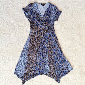 Perceptions Blue Floral Fit & Flare Asymmetrical Dress Size M